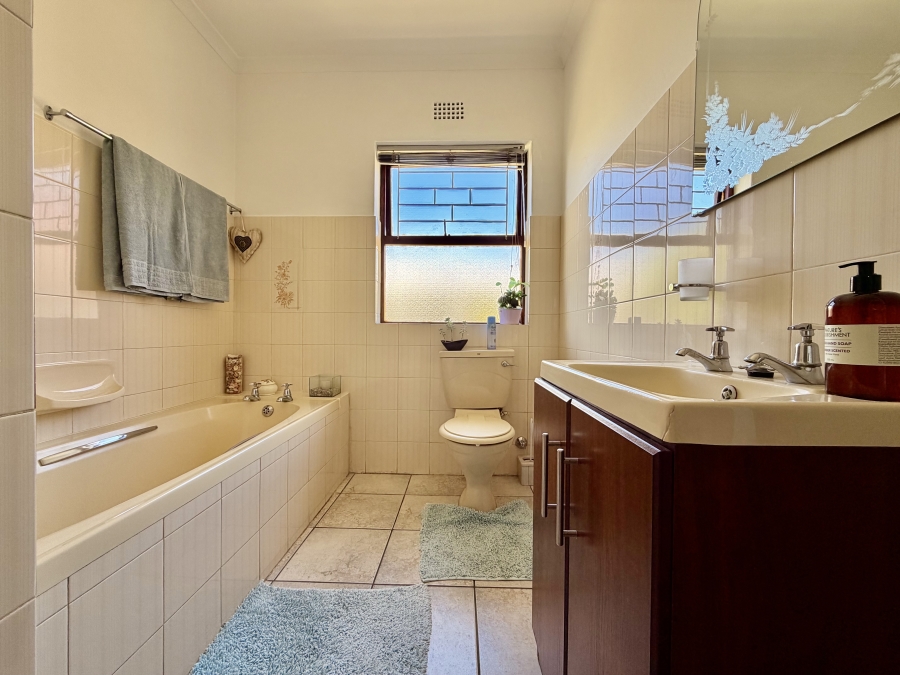 3 Bedroom Property for Sale in Onrus Western Cape